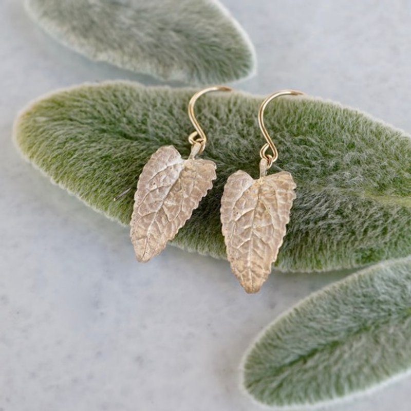 Eupatorium earrings {EP063K10} - 耳環/耳夾/耳骨夾 - 其他金屬 