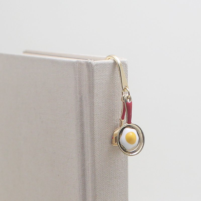 Fried egg bookmark,Fried Egg Charm Bookmark, Chef Gifts, Cook Gifts, Restuarant - Bookmarks - Other Metals Yellow