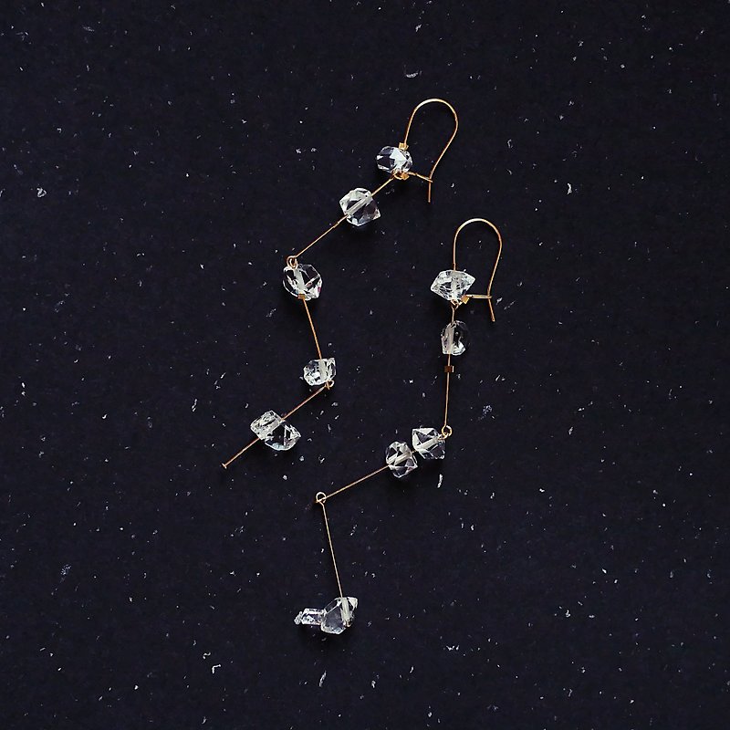 星河耳環 不對稱天然閃靈鑽 14K 獨特 個性 客製 宇宙 赫爾基蒙聖誕節 月光禮物 - 耳環/耳夾 - 寶石 白色