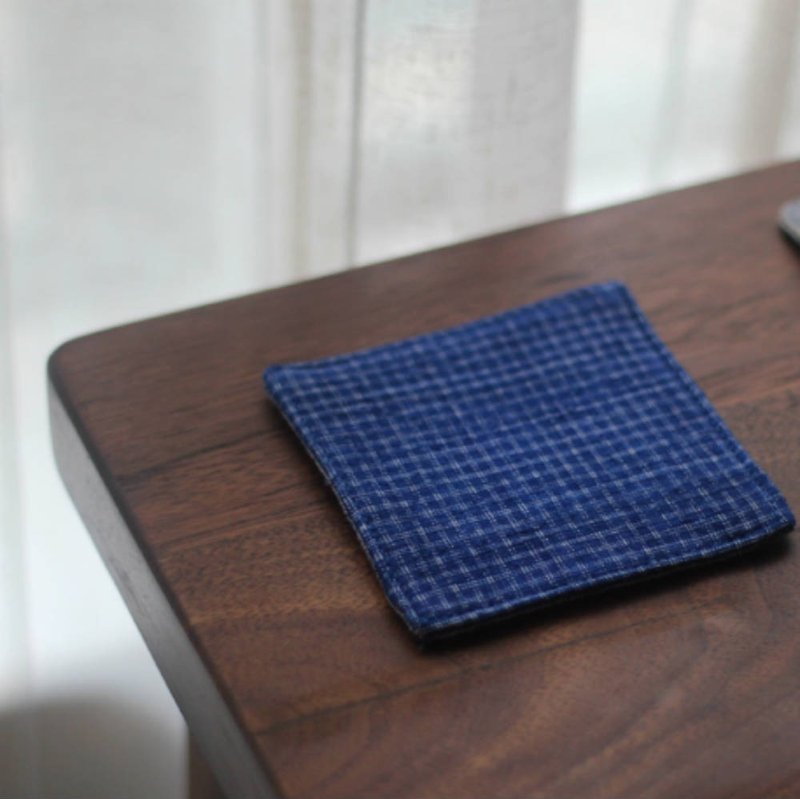 Blue gray plaid hand-woven double-sided coaster thickened hand-made old cloth mat tea ceremony coaster pot mat - ที่รองแก้ว - ผ้าฝ้าย/ผ้าลินิน สีน้ำเงิน