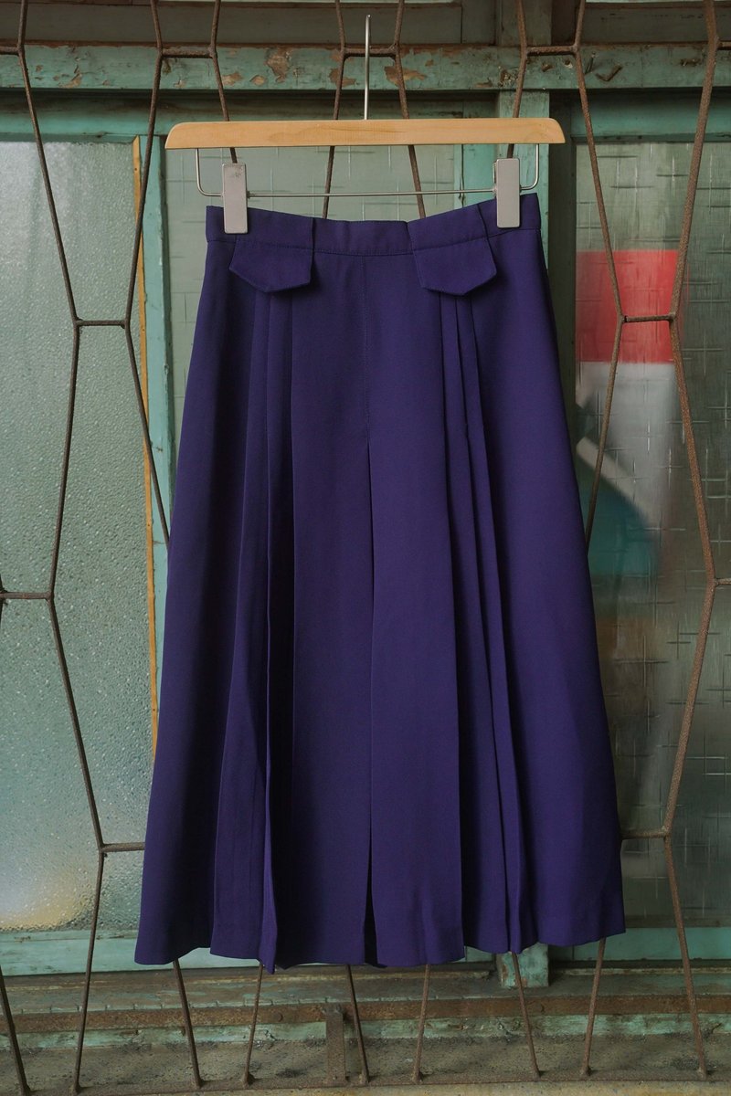 Innocence Department Store vintage vintage long skirt dark purple skirt SL.0041 - Skirts - Polyester Purple