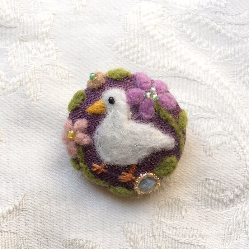 brooch of duck - Brooches - Cotton & Hemp Purple
