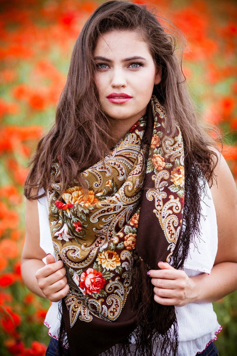 Pavlovo Posad Russian Shawl 100% Wool Scarf 125x125 cm Wrap Silk Fringe 1437-17 - Knit Scarves & Wraps - Wool Brown