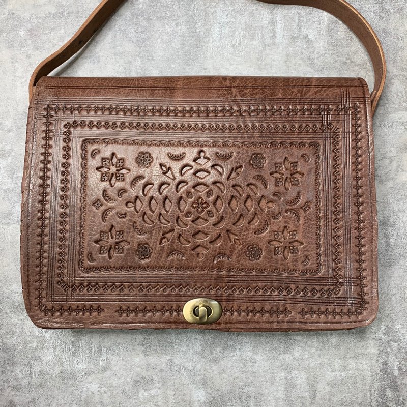 Lalla 摩洛哥手敲花 L書包 泥染 繁花似錦 - 側背包/斜背包 - 真皮 咖啡色