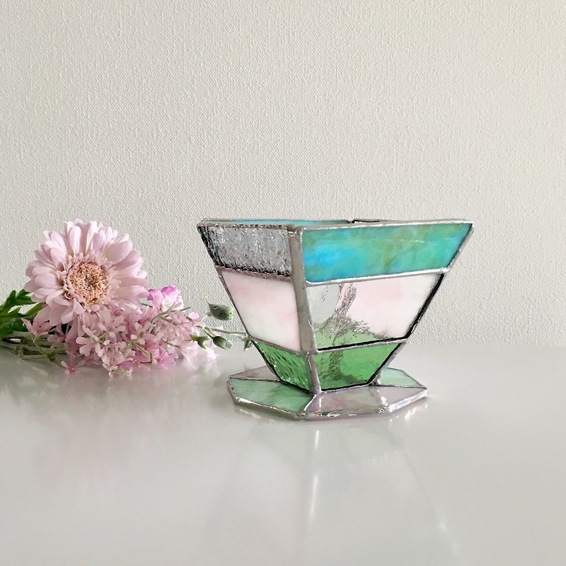 Daydream pastel sea green pink glass Bay View - Items for Display - Glass Green