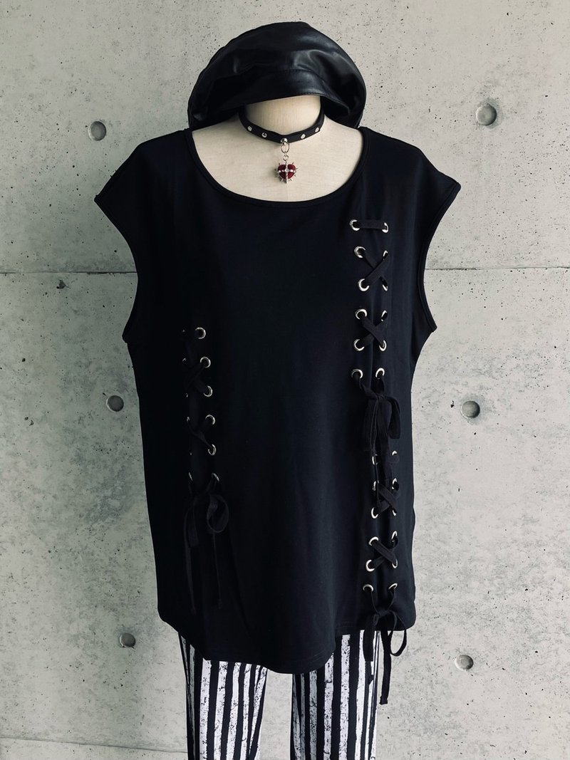 暗黑夏日綁帶上衣 / 黑色 / M/L 尺碼 / BANNED APPAREL tp10291 - 女 T 恤 - 棉．麻 黑色