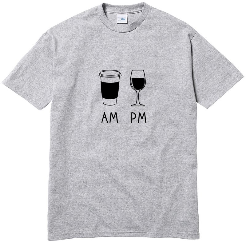 COFFEE AM WINEPM半袖Tシャツグレーコーヒーワインギフトデザイン朝晩イラスト - Tシャツ メンズ - コットン・麻 グレー