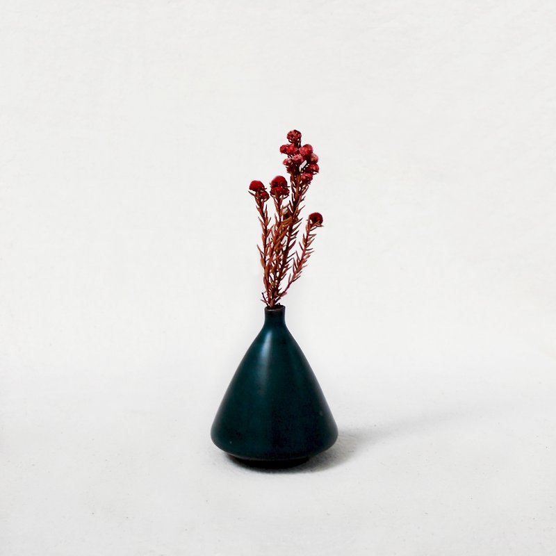 Handmade ceramic mini flower - Hill (dark green) - เซรามิก - ดินเผา สีเขียว