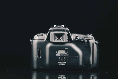フィルムカメラ Nikon F60 + Nikon Af Nikkor 35-135 ニコン F60+AF NIKKOR 35-70mm F=3.3-4.5 #9624 #135 フィルム