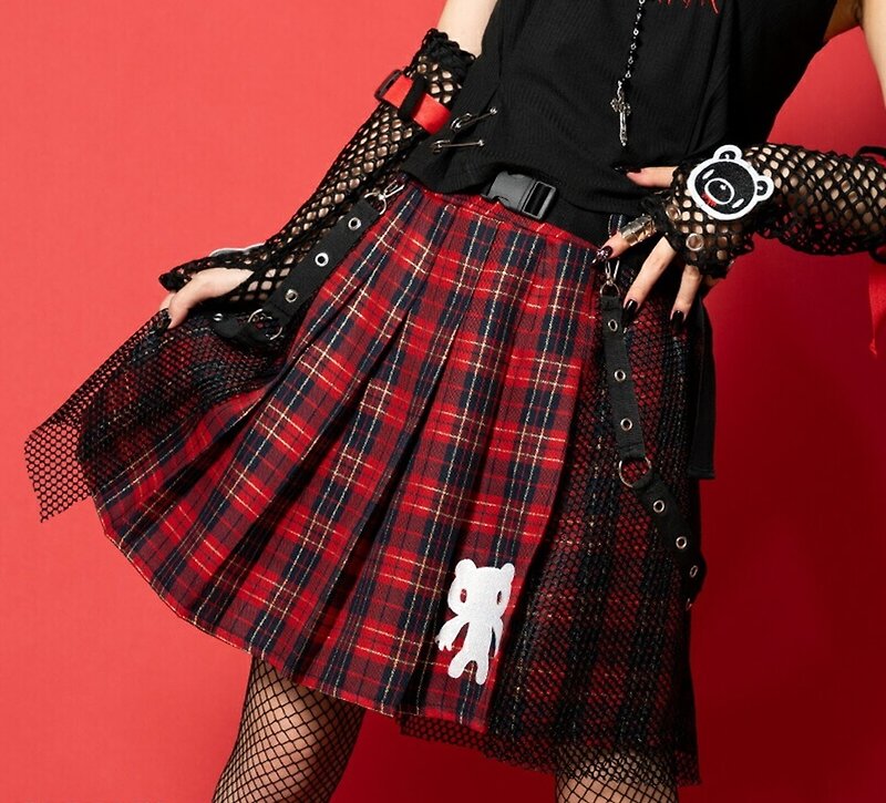 GLOOMY Violent Bear Collaboration No. 3 Punk Fishnet Suspender Belt Plaid Pleated Skirt Red [JA0640 - Skirts - Polyester 