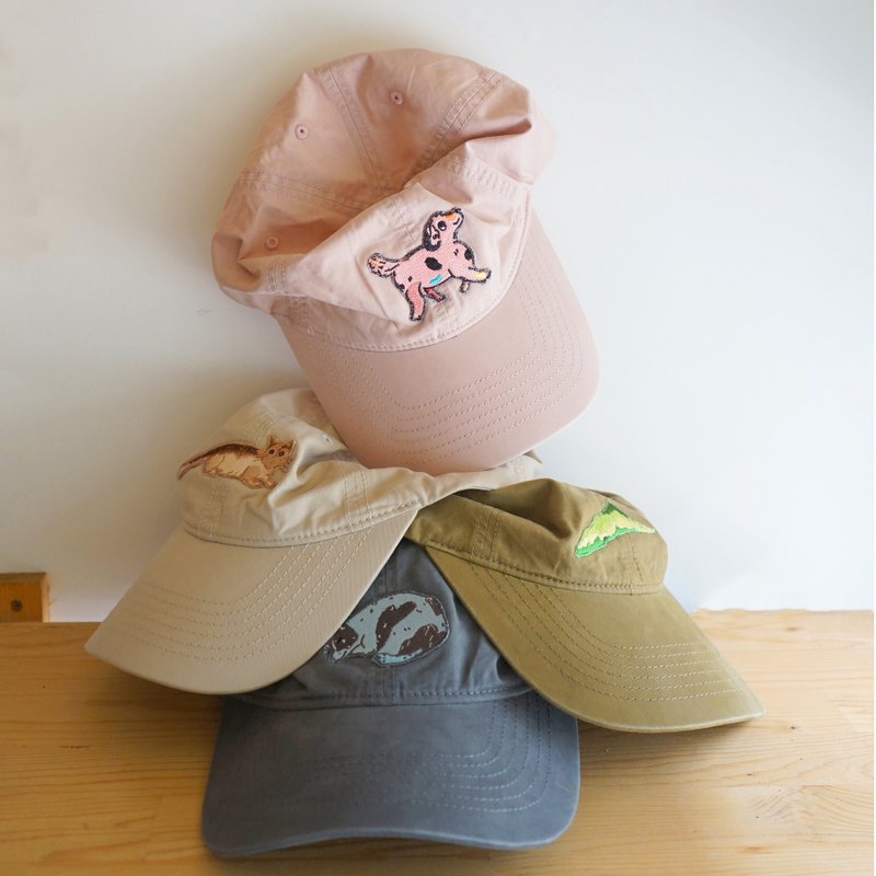 Comfortable headband pure cotton embroidered duck bill baseball cap off-white fat tabby/thin tabby - หมวก - ผ้าฝ้าย/ผ้าลินิน สีกากี