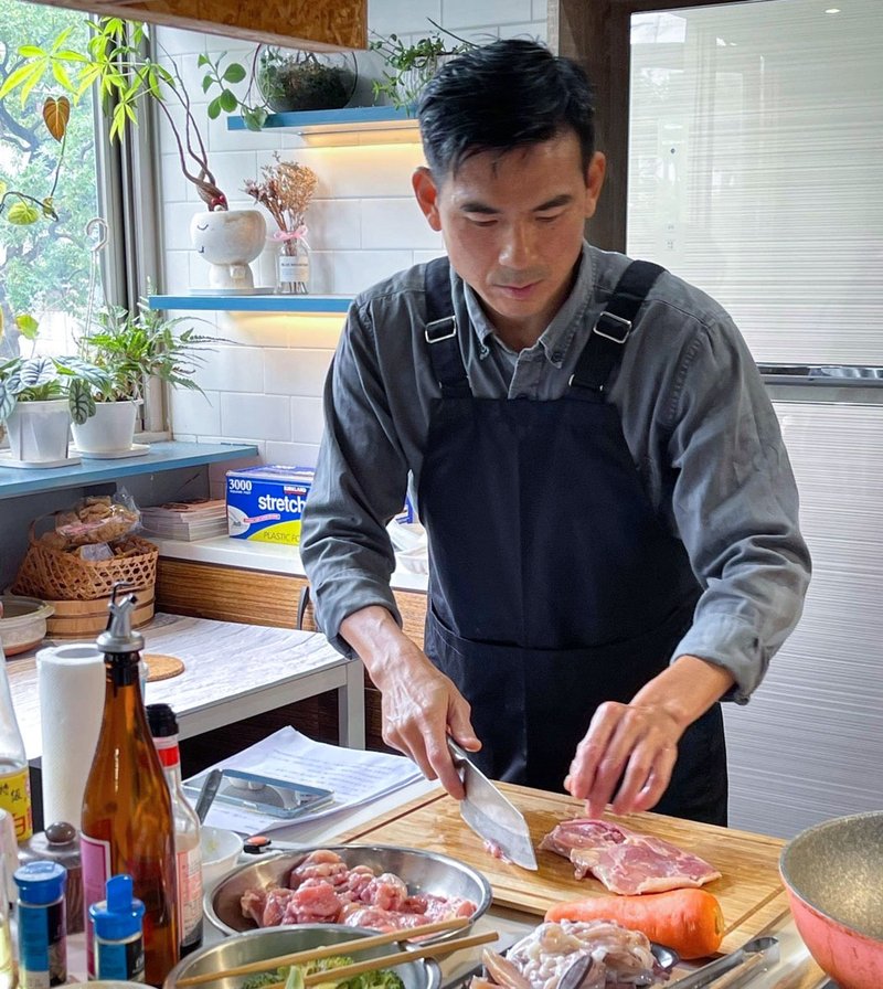 古早味料理示範課 ‧ 阿湯哥老師‧掌握代代相傳的古早味料理密碼 - 烘焙/烹飪/料理 - 其他材質 