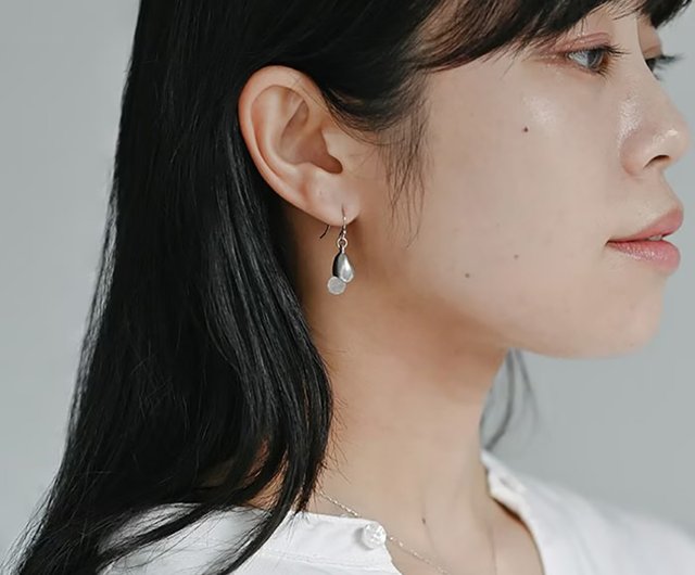高価値セリー 雫 ハンドメイドガラスピアス ハリオ (HANS-SZ-P-TI) ショップ - ピアス