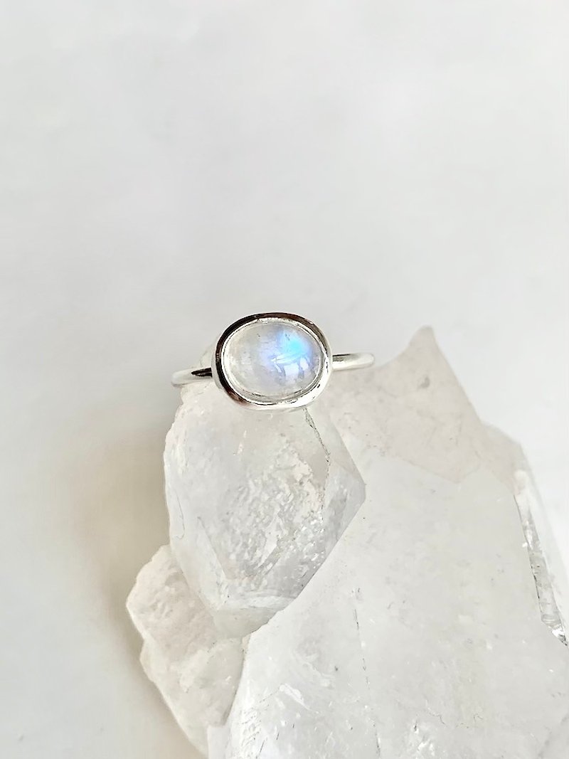 Rainbow Moonstone Ring No. 13 - General Rings - Gemstone White
