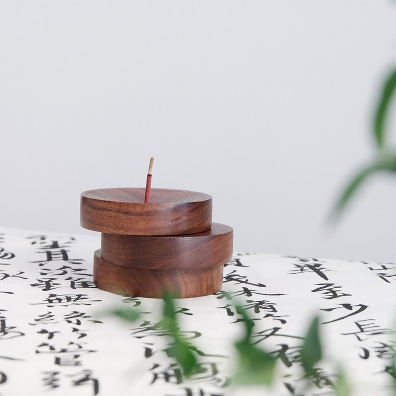 聖誕禮盒 靶心 黑胡桃黄铜香插 线香插 - 香氛/精油/擴香 - 木頭 咖啡色