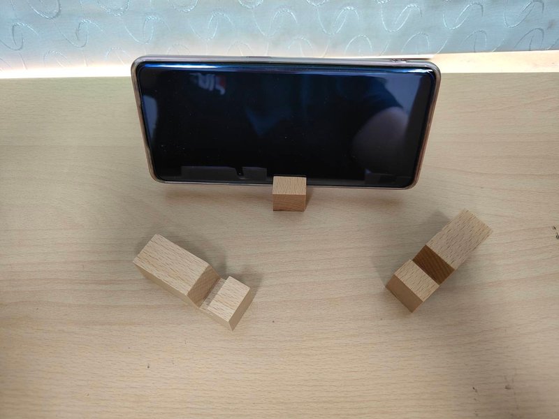 Mobile phone holder customized log mobile phone holder - Phone Stands & Dust Plugs - Wood 