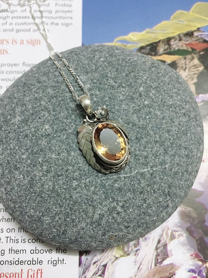 Citrine Pendant Handmade in Nepal 92.5% Silver - Necklaces - Semi-Precious Stones 