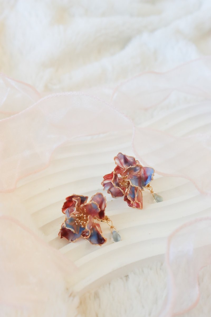 Smooth dyed peony on-ear crystal flower resin earrings and ear pins - Earrings & Clip-ons - Resin Multicolor