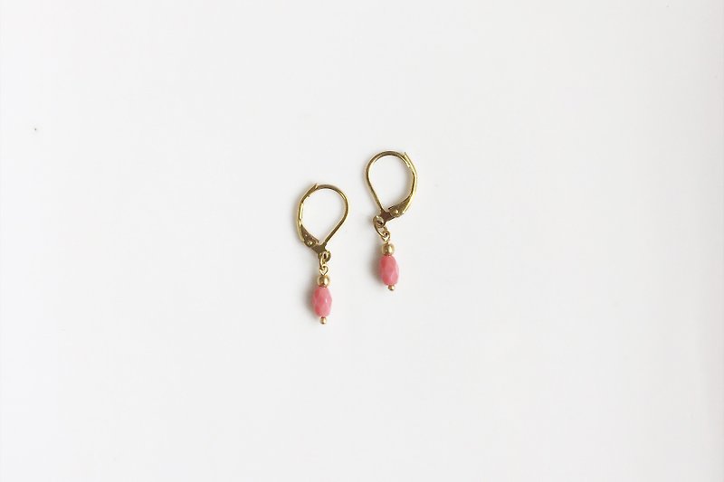 小珊 黃銅玻璃珠造型耳環 - 耳環/耳夾 - 其他金屬 粉紅色