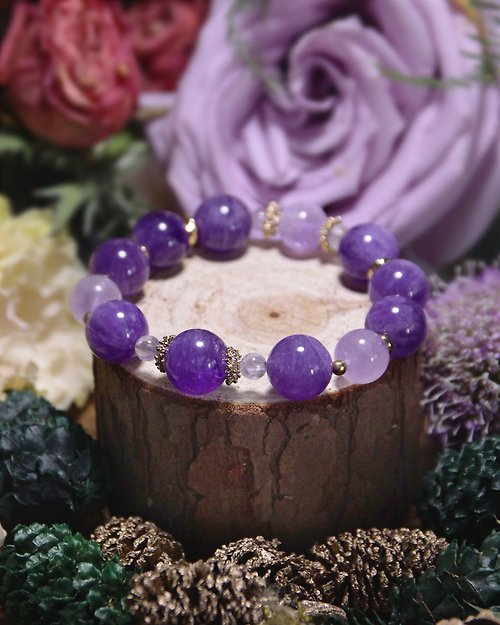 Secret garden crystal 夢幻紫水晶設計款手鏈