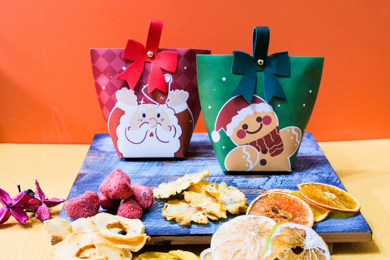 【禾果】聖誕小禮盒-可愛薑餅人+聖誕老人皮質手提盒 - 水果乾 - 紙 紅色