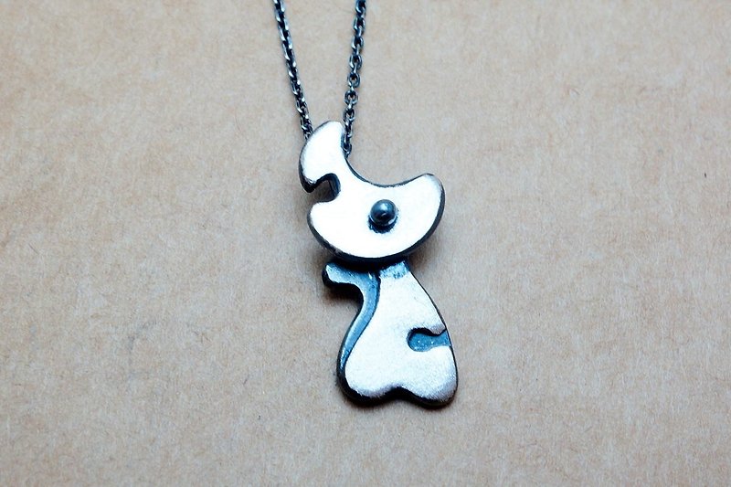 A sterling silver cat necklace purring cat 1200 yuan - Necklaces - Silver Silver