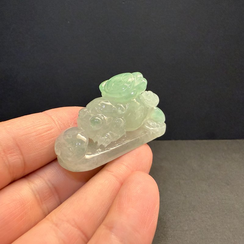 瀚玉珠寶 天然緬甸玉 冰種三腳蟾小擺件 三腳蟾蜍 青蛙 招財 - 其他 - 玉石 