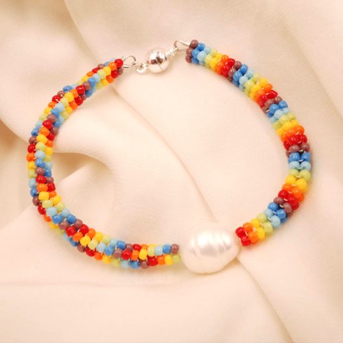 n e n e。♡ ビーズブレスレット zi2.rennt ビーズ|虹をつかめ|ビーズ ブレスレット ハンドメイド