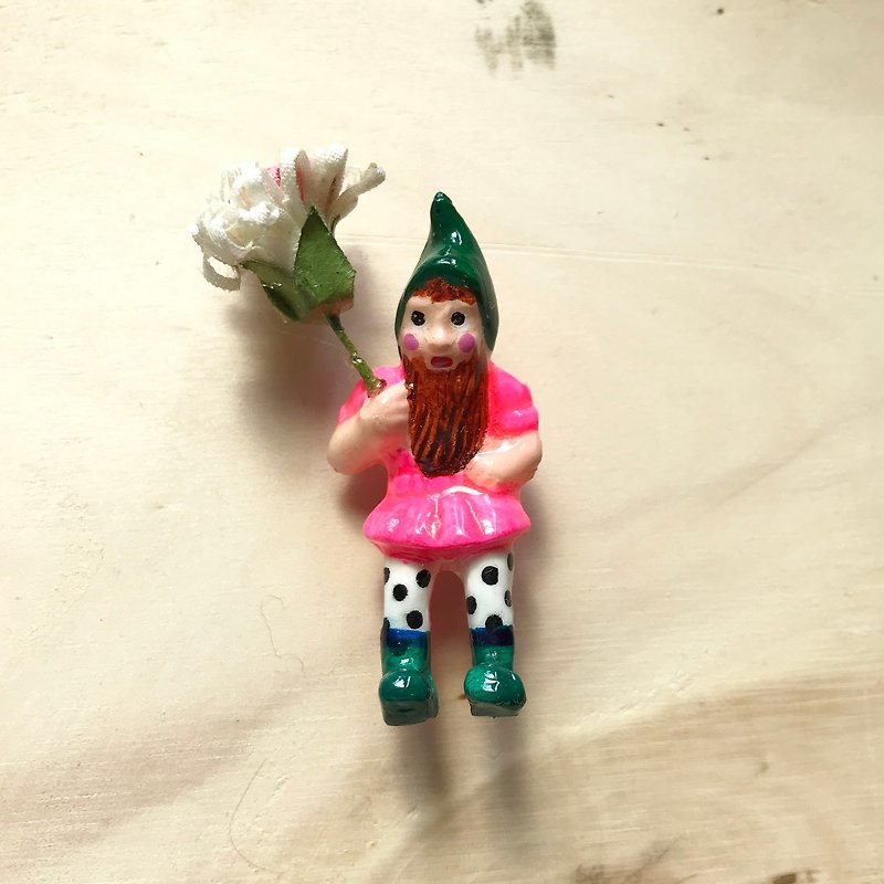 Mini Brooches-花園裡的地精My Garden Gnome (粉紅系 2款/別針) - 胸針 - 黏土 多色
