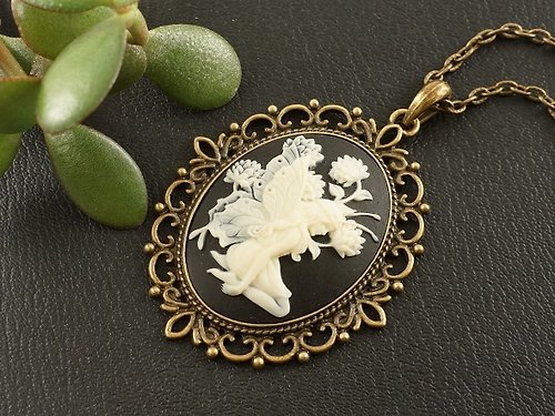AGATIX Fairy Girl Cameo Victorian Epoch Ivory on Black Cameo Pendant Necklace Jewelry