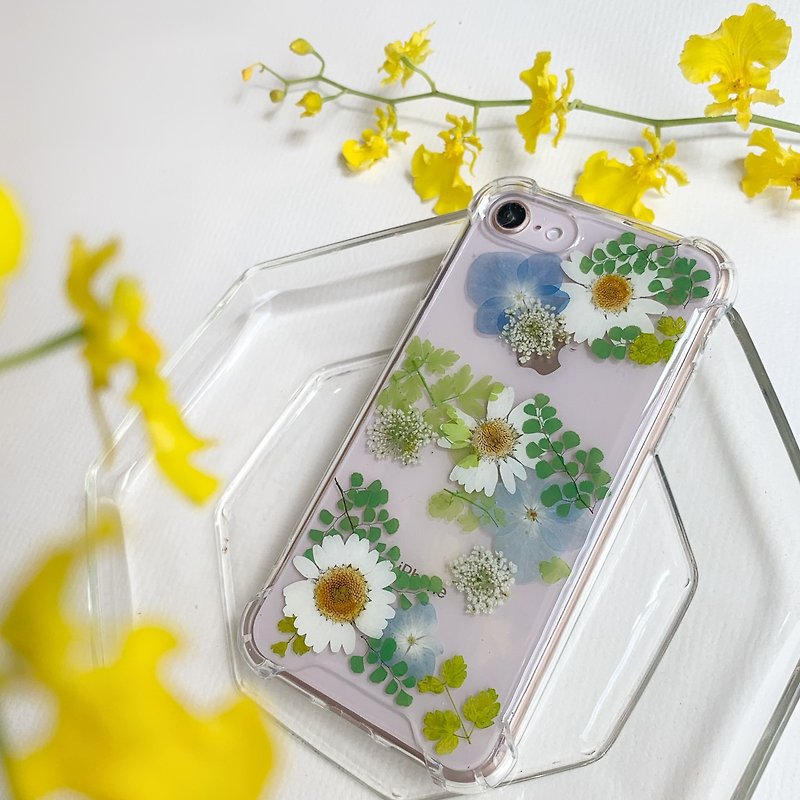 Garden - pressed flower phone case - เคส/ซองมือถือ - พลาสติก หลากหลายสี