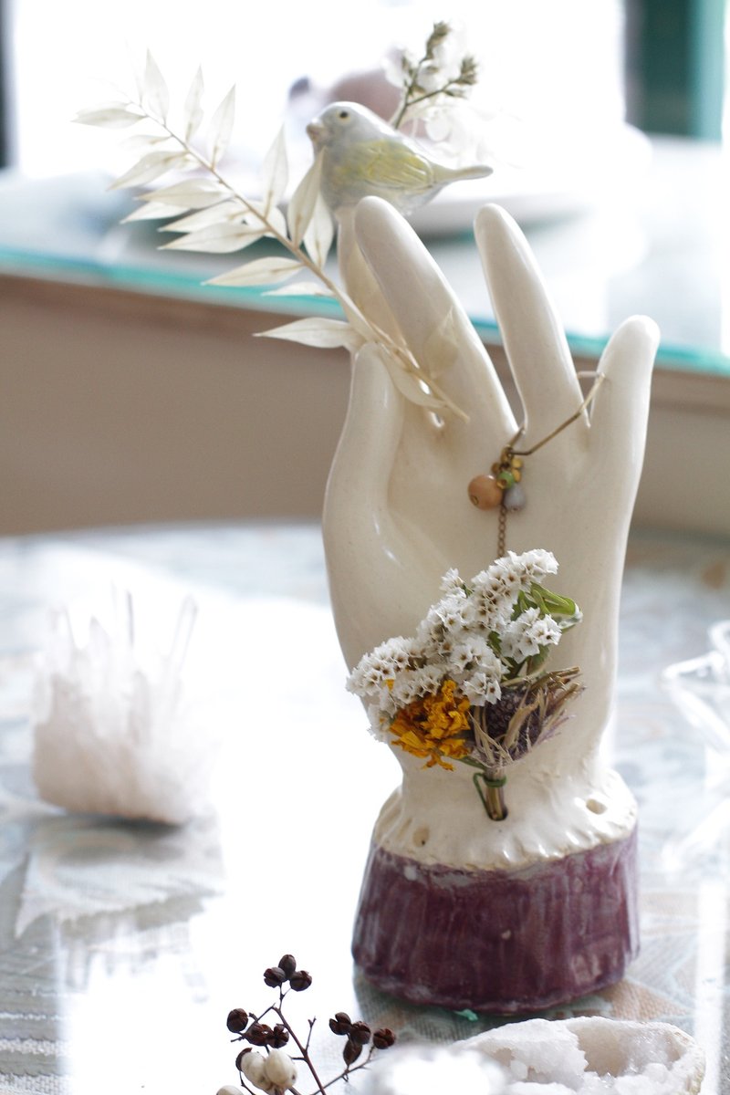 純手捏女人手形陶瓷擺飾/飾品展示座 - 擺飾/家飾品 - 陶 粉紅色