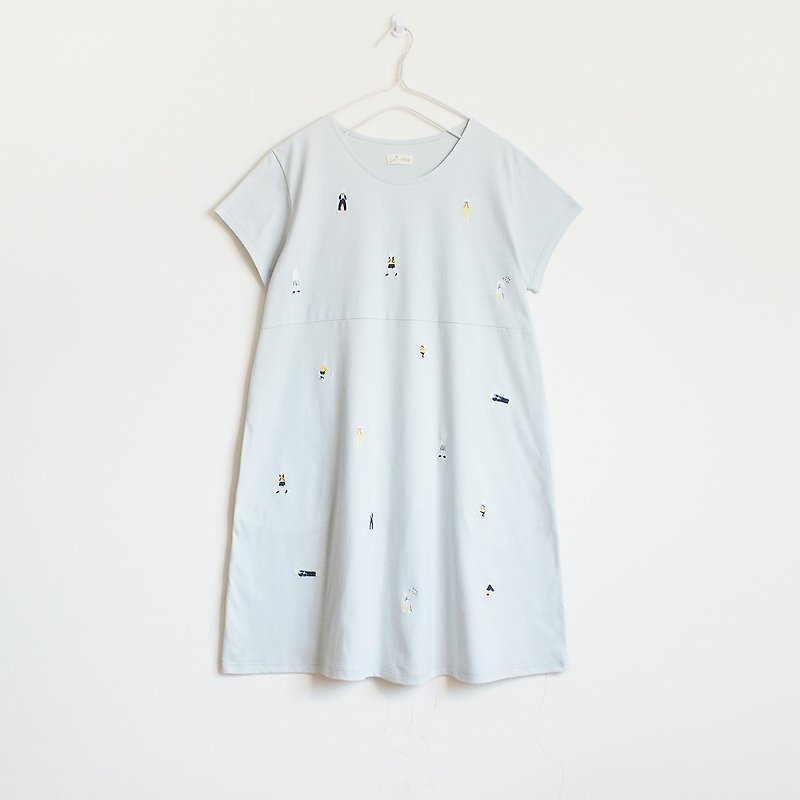 猫の少年のドレス：青灰色 - ワンピース - コットン・麻 グレー