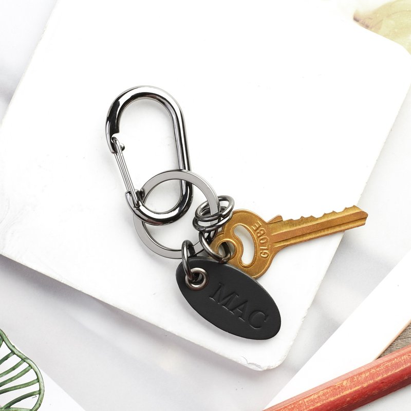 パーソナライズされたレザーネームタグミニマルカラビナキーホルダー - レザーキーホルダーギフト - チャーム - 革 シルバー