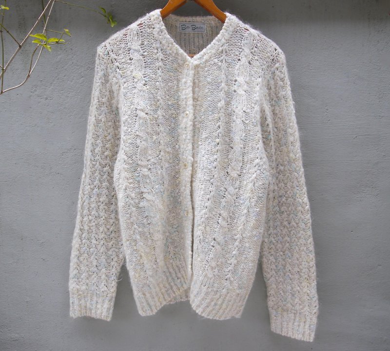FOAK vintage twist light beige knit sweater coat - สเวตเตอร์ผู้หญิง - ขนแกะ ขาว