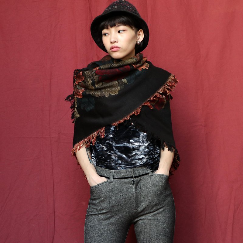 Pumpkin Vintage. Ancient wool tassel weave flower scarf shawl big square scarf - Knit Scarves & Wraps - Wool 