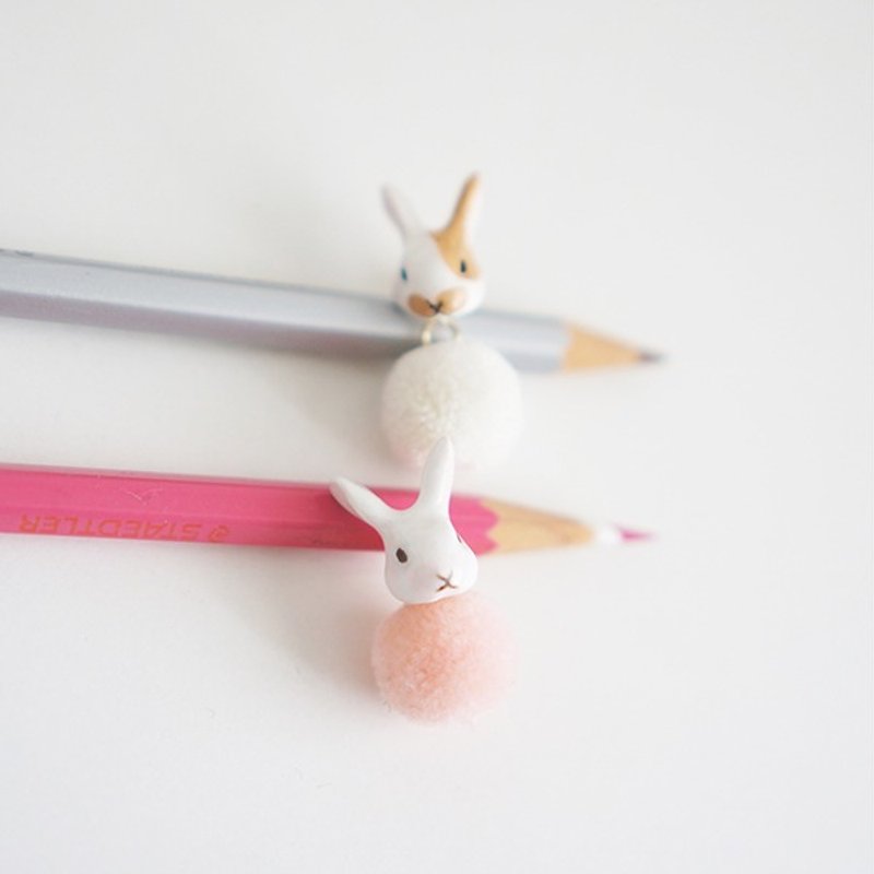 [Single angle forest] small white rabbit hair ball single earrings / ear clip - Earrings & Clip-ons - Other Materials 