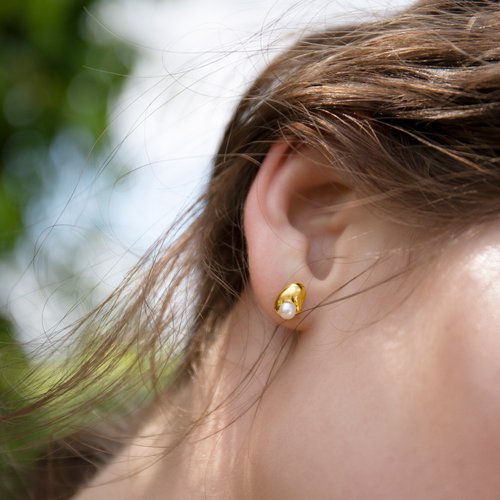 Olivia Yao Jewellery 【品牌設計款最佳禮物】祈願種子 天然珍珠 純銀耳環(可改夾式)
