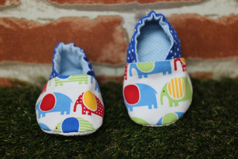 Row of elephant footwear - Kids' Shoes - Cotton & Hemp Blue