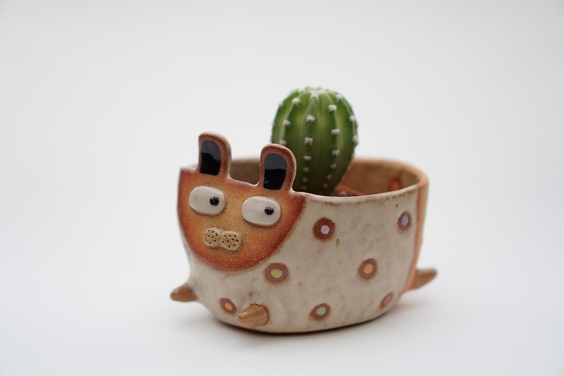 Rabbit pot , cactus , handmade ceramic , pottery - 植物/盆栽/盆景 - 陶 咖啡色