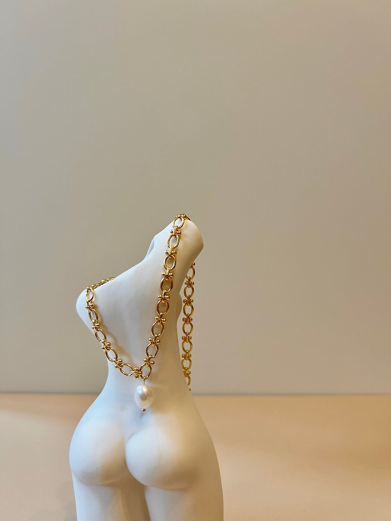 14K Wide Chain Baroque Pearls Necklace | Valentine's Birthday Gift - สร้อยคอ - ไข่มุก สีทอง