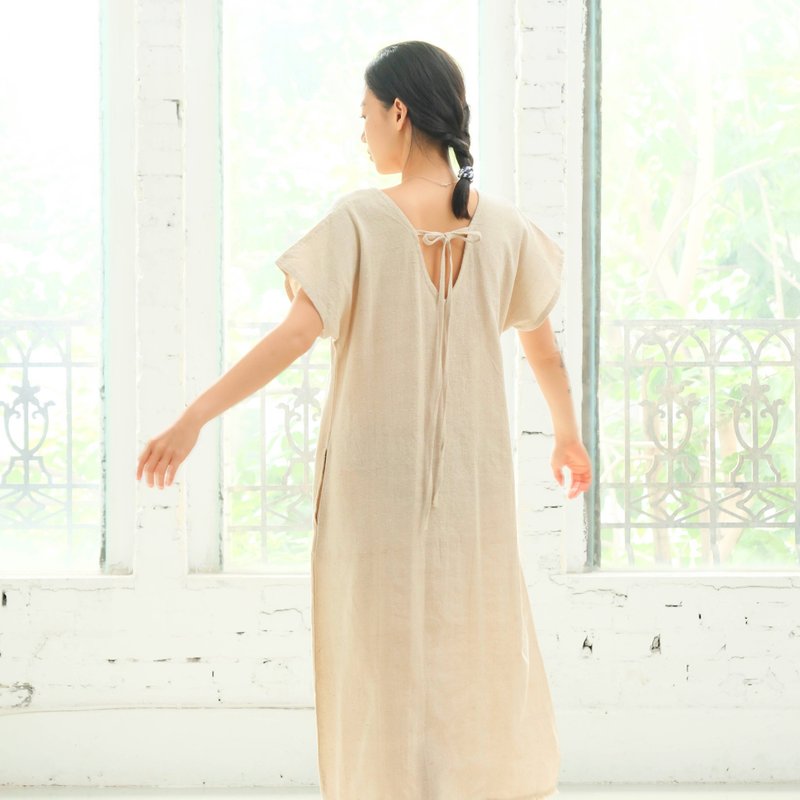 Hemp raw edge low back short sleeve dress - ชุดเดรส - ผ้าฝ้าย/ผ้าลินิน ขาว