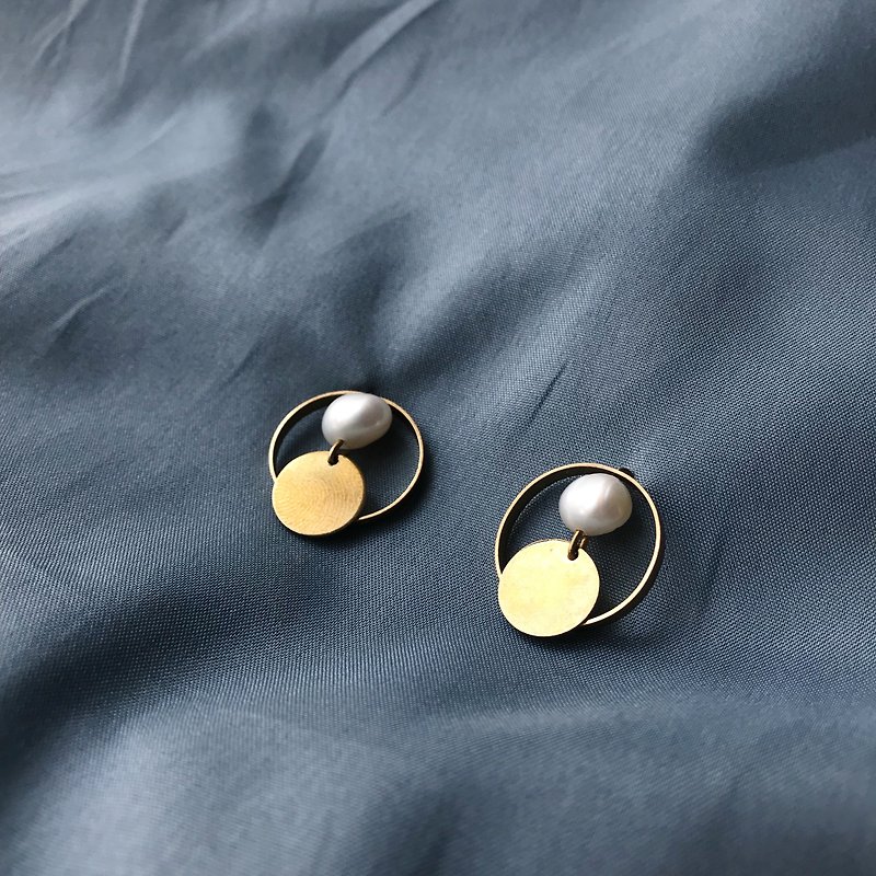 黃銅圈珍珠與黃銅片耳環 - 耳環/耳夾 - 寶石 橘色
