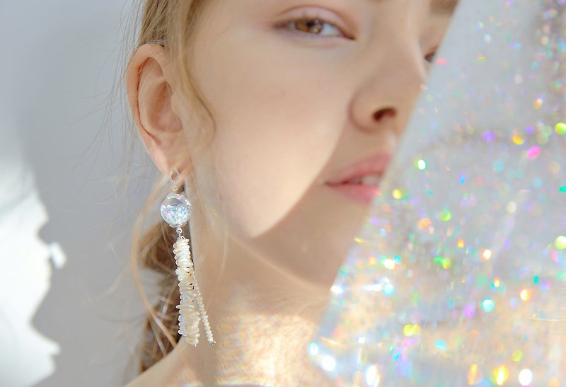 Jellyfish Snowball Earrings - ต่างหู - แก้ว 