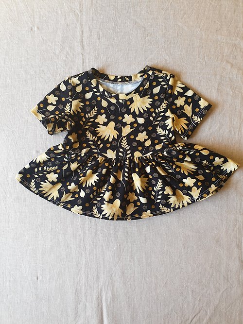 8 a.m.Apparel Gold flowers baby girl top, baby girl clothes, baby girl blouse, baby girl top.