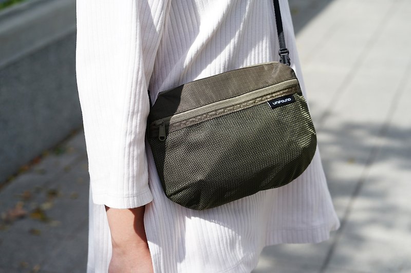 Small round bag - green - Messenger Bags & Sling Bags - Nylon Green