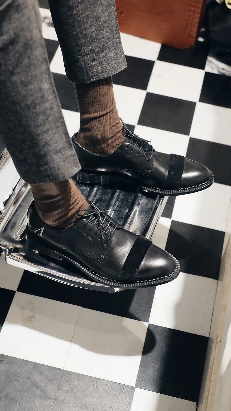 Suede leather band oxford - รองเท้าลำลองผู้ชาย - หนังแท้ สีดำ