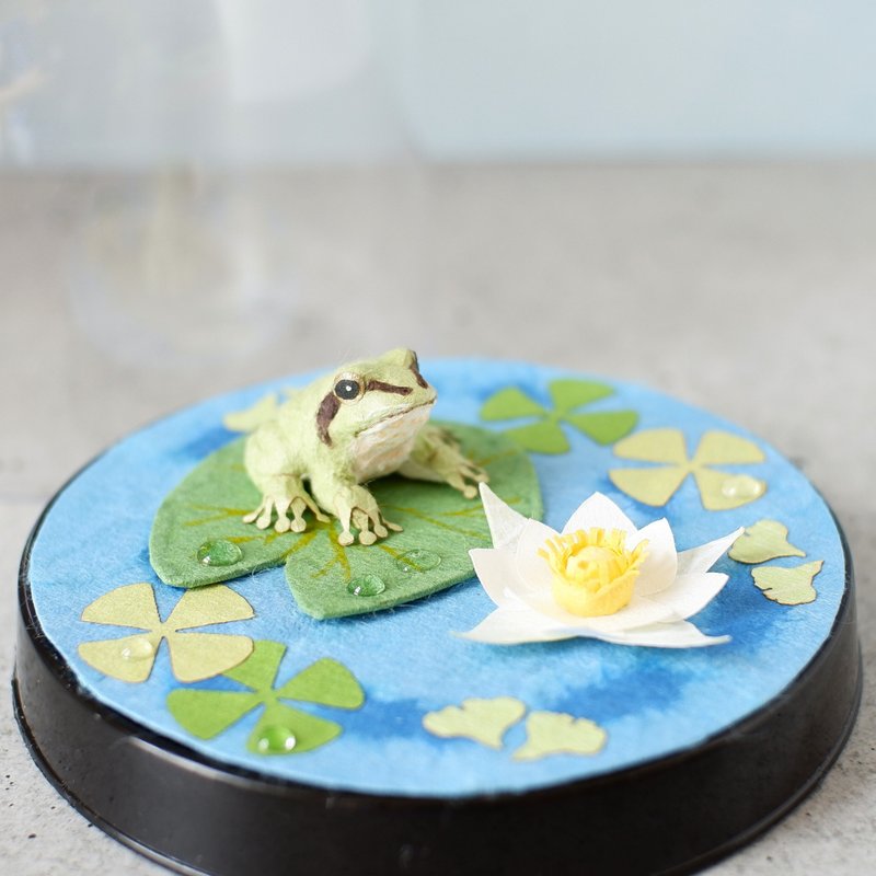 A pond with a frog and water flower lover blooming. Washi interior/ornament. Washi terrarium/Japanese paper miniature garden. - Items for Display - Paper Green