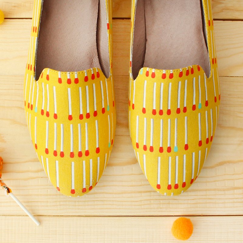 [23.5] Spot Mango birthday cake Oubei La / handmade custom / Japan fabric - รองเท้าลำลองผู้หญิง - ผ้าฝ้าย/ผ้าลินิน 