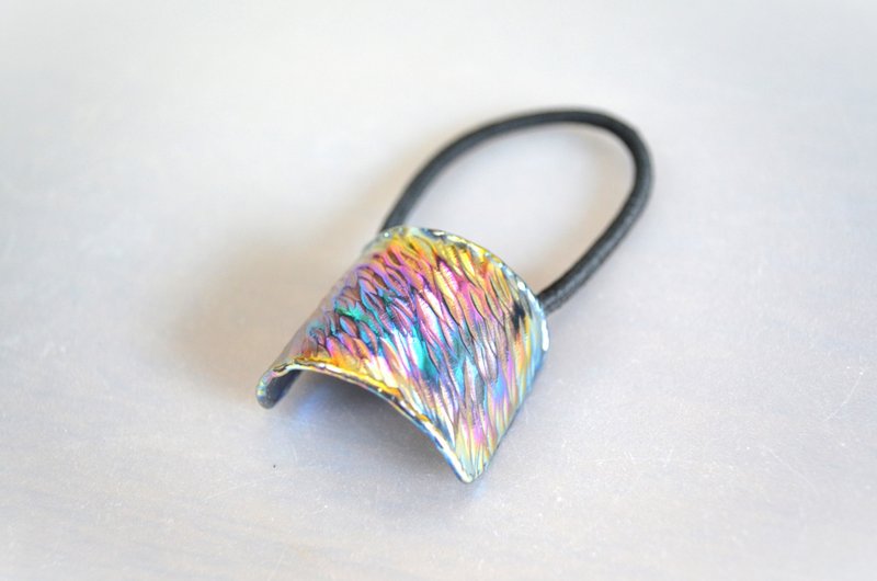 Titanium hair tie・チタンの髪留め=碧色の波= - 髮夾/髮圈 - 其他金屬 多色